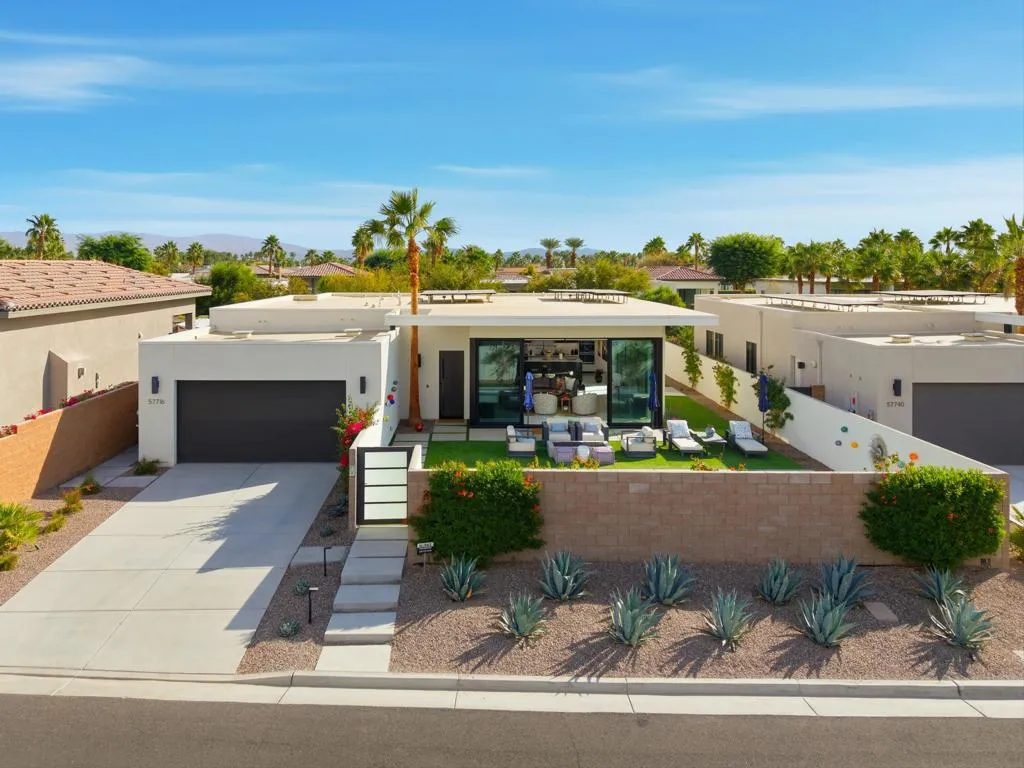 57716 Santo Thomas, La Quinta, California 92253 home-pic-1